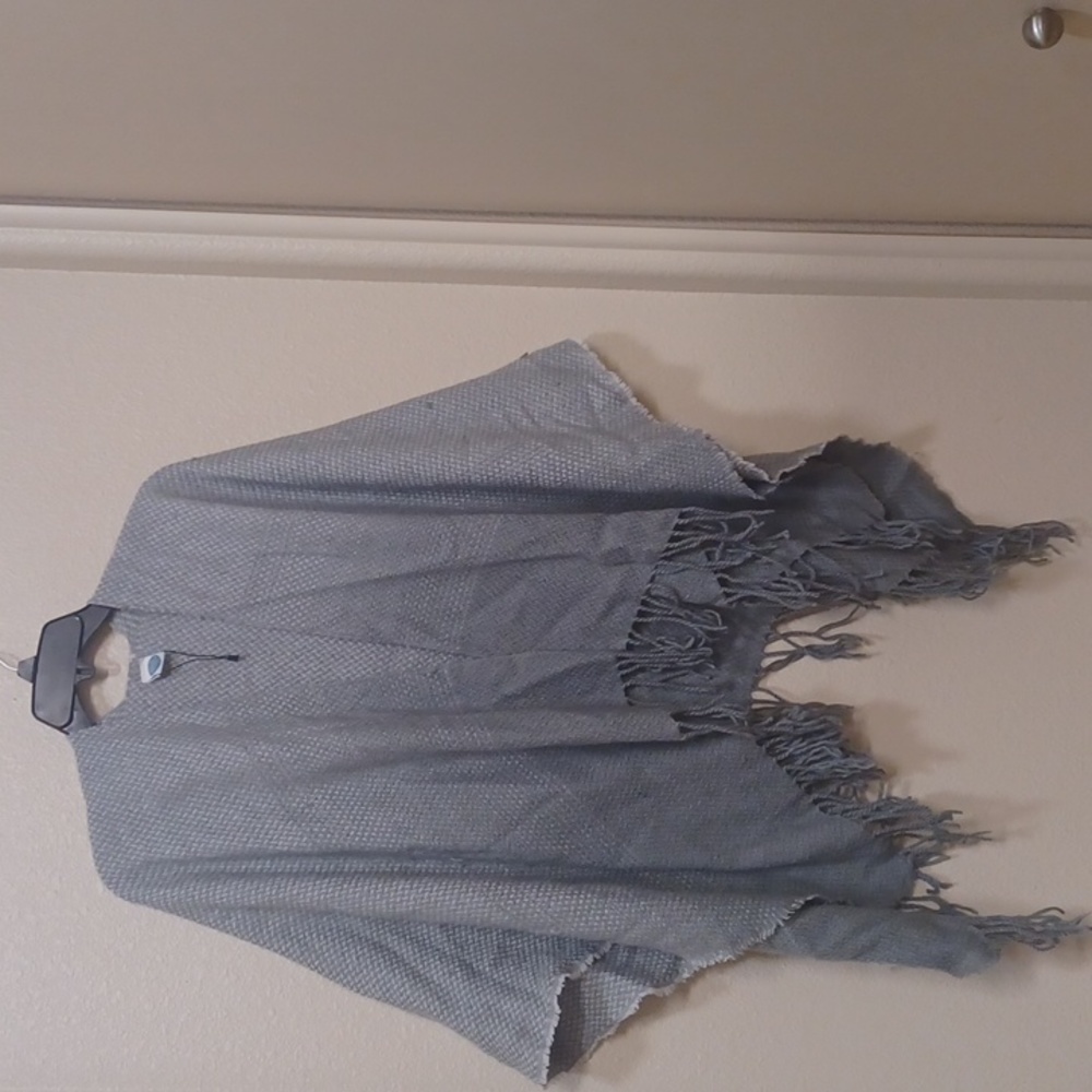 Womens two-tone gray Sorbetto cardigan/shawl (one size fits all)